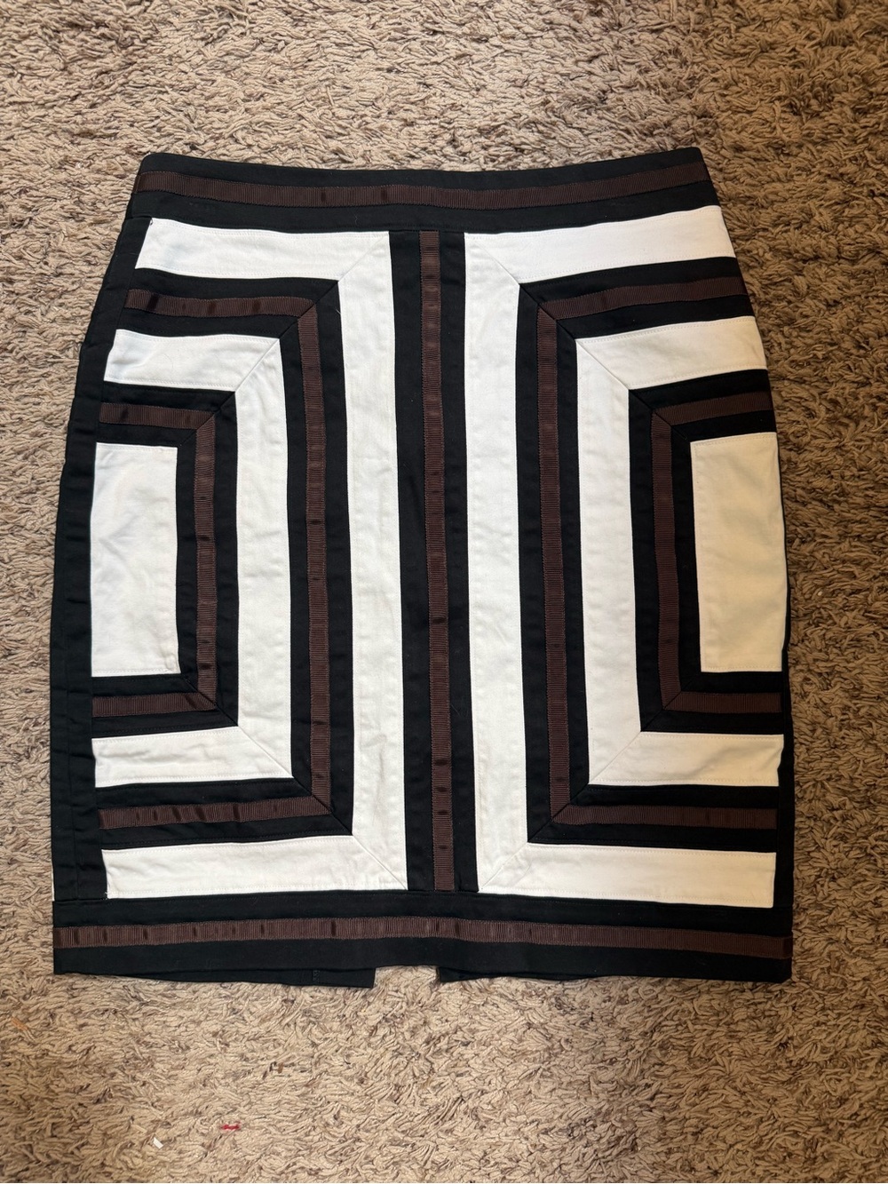 White House Black Market- (8)Black, White & Brown Geometric Pencil Skirt